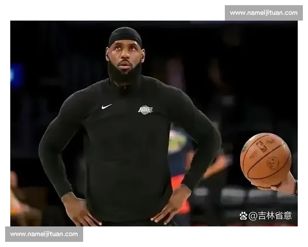 詹姆斯生涯两次替补背后的故事:兄弟情谊与伤病管理的双重见证 詹姆斯生涯两次替补背后的故事:兄弟情谊与伤病管理的双重见证