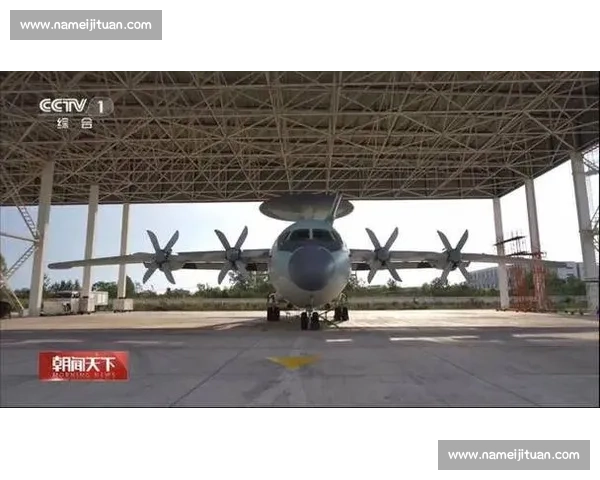 麦金尼精准捕捉战机！接腿抱摔 55 秒终结对手