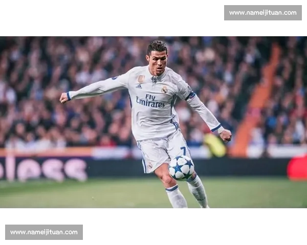 吉拉西梅开二度终结拉莫斯！欧冠金靴盛赞传奇后卫：这是顶级对抗